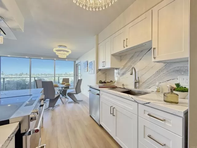 MLS: PTP2605941 Condo For Sale