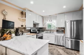 Photo #4: PTP2605946 Listing