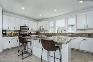 Photo #1: PTP2605954 Listing