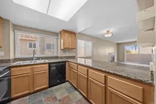 Photo #4: PTP2605955 Listing
