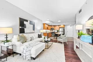 Photo #5: PTP2605979 Listing