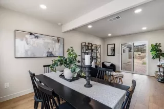 Photo #2: PTP2605991 Listing