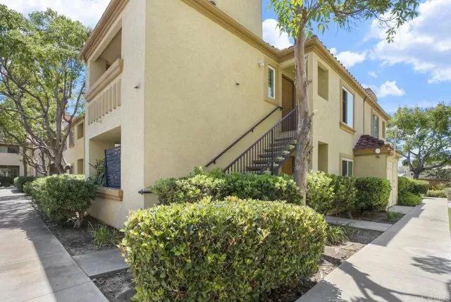 MLS: PTP2605995 Condo For Sale