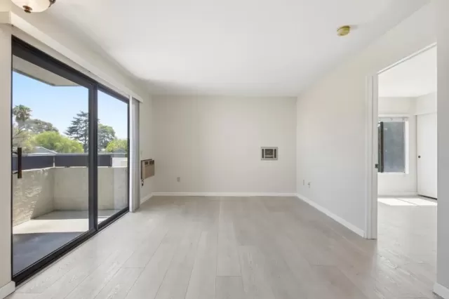 MLS: PTP2606012 Condo For Sale