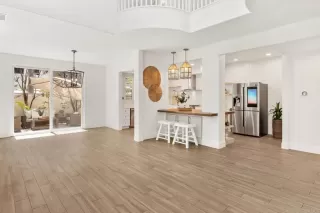 Photo #6: PTP2606040 Listing