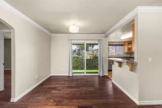 Photo #5: PTP2606052 Listing