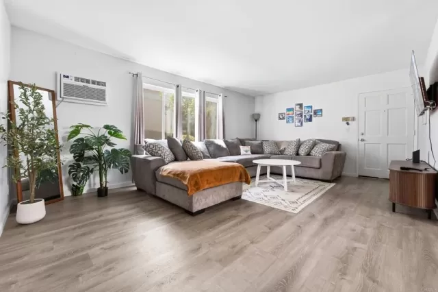 MLS: PTP2606080 Condo For Sale