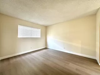 Photo #3: PTP2606133 Listing