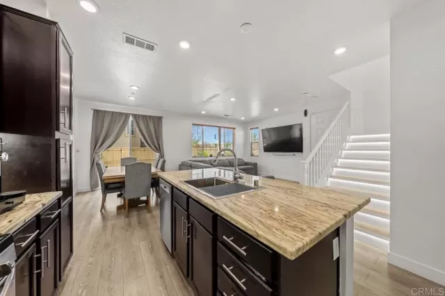 MLS: PTP2606167 Condo For Sale