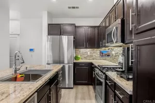 Photo #2: PTP2606167 Listing 