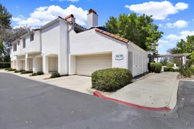 MLS: PTP2606170 Condo For Sale