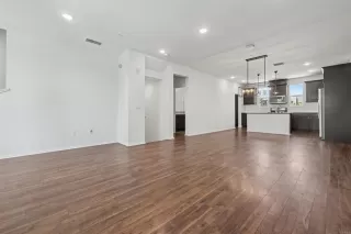Photo #4: PTP2606180 Listing