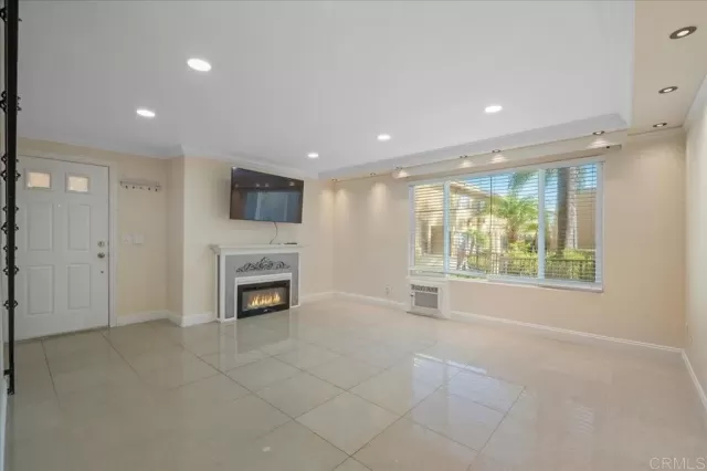MLS: PTP2606202 Condo For Sale