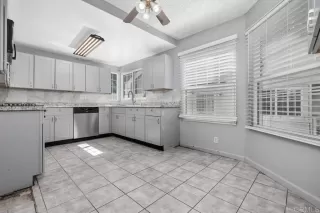 Photo #6: PTP2606231 Listing