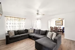 Photo #2: PTP2606235 Listing