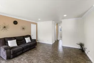 Photo #3: PTP2606246 Listing