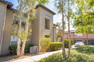 Photo #3: PTP2606262 Listing