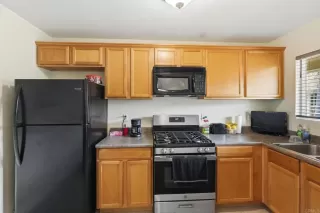 Photo #3: PTP2606294 Listing