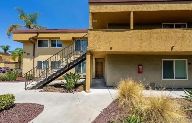 MLS: PTP2606315 Condo For Sale
