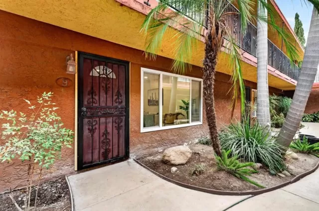 MLS: PTP2606344 Condo For Sale
