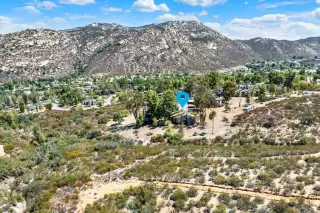 Photo #5: PTP2606363 Listing