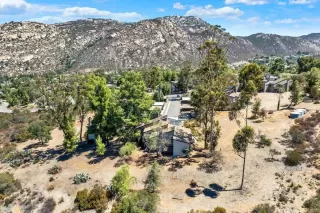 Photo #6: PTP2606363 Listing