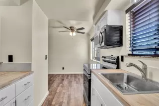 Photo #6: PTP2606384 Listing