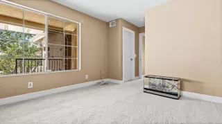 Photo #5: PTP2606392 Listing