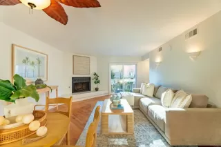 Photo #5: PTP2606394 Listing