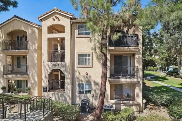 MLS: PTP2606426 Condo For Sale