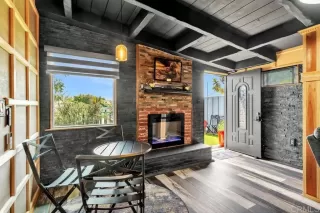 Photo #5: PTP2606439 Listing
