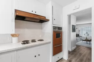 Photo #5: PTP2606452 Listing