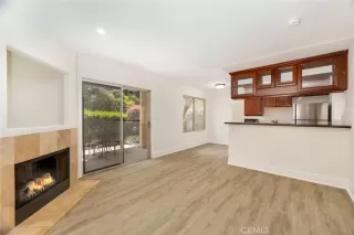 Photo #3: PV24146995 Listing 