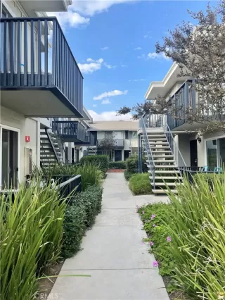 Photo #2: PW22222576 Listing 