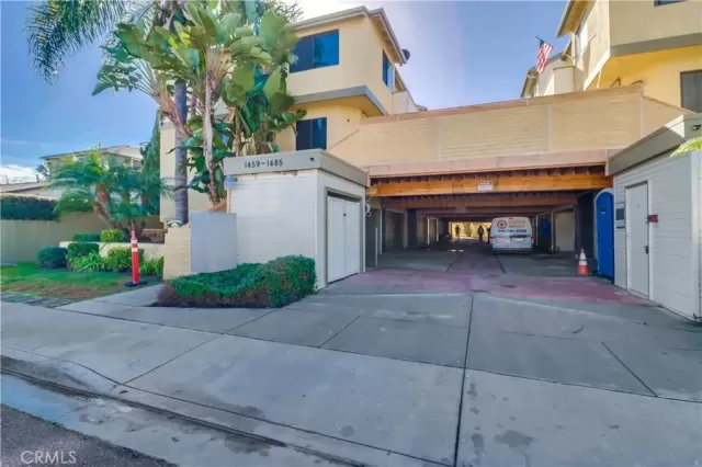 MLS: PW23006411 Condo For Sale