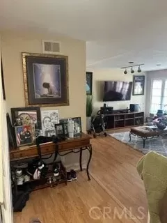 Photo #5: PW23201050 Listing