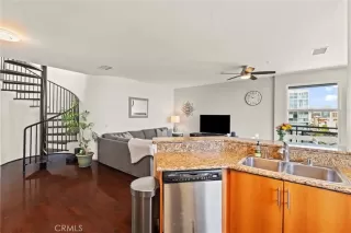 Photo #6: PW25089006 Listing