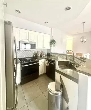 Photo #2: PW25192329 Listing 