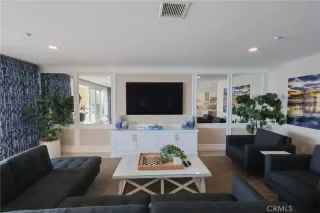 Photo #3: PW25200955 Listing