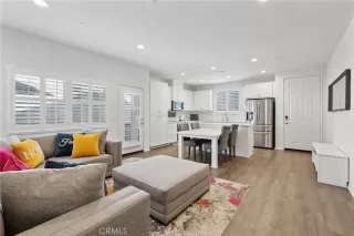 Photo #3: PW25204220 Listing