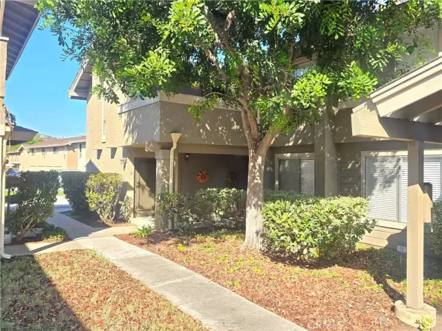 MLS: PW26013415 Condo For Sale