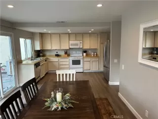 Photo #2: PW26015389 Listing