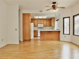 Photo #6: PW26026180 Listing 