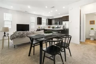 Photo #5: PW26053794 Listing 