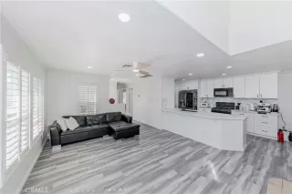 Photo #3: PW26054023 Listing 