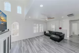 Photo #5: PW26054023 Listing 