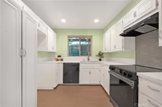 Photo #1: PW26062784 Listing 