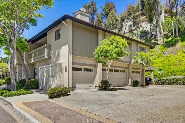 MLS: PW26121200 Condo For Sale