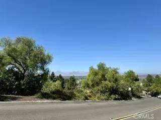 Photo #1: RS24202004 Listing