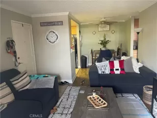 Photo #4: SB22252286 Listing 